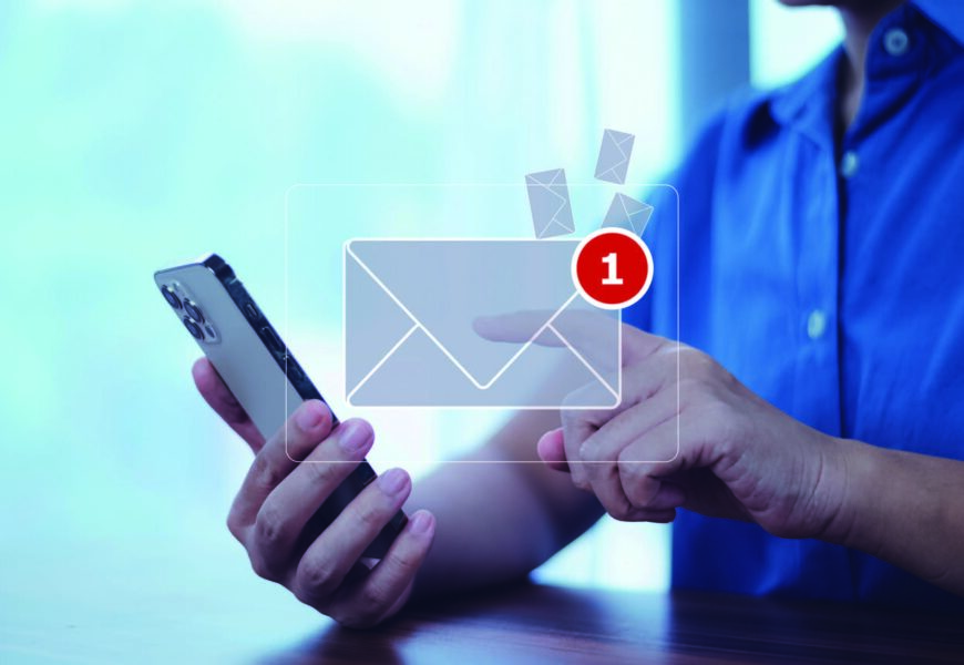 La falta de aviso de una notificación vía email, no exime de eficacia a la misma por lo que se refiere a las notificaciones para las empresas de transportes